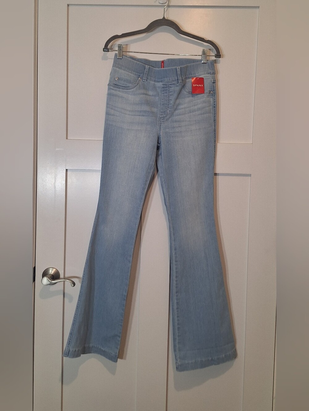 Spanx Flare Pull On High Waisted Jeans Retro Lightwash Size Medium New With Tags